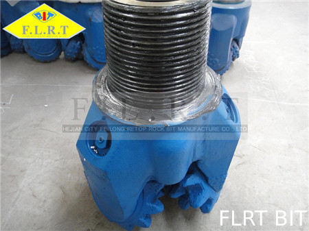 Bon prix Peu de perceuse en acier du trépan tricône de dent de FLRT/TA 311.2mm FSA124 avec le roulement à rouleaux scellé en ligne